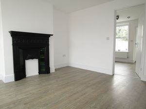 Lounge- click for photo gallery